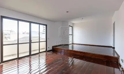 Apartamento amplo e aconchegante com 3 dormitórios e varandas em vila assunção