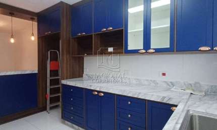 Sobrado à venda, 3 quartos, 1 suíte, 6 vagas, Vila Scarpelli - Santo André/SP