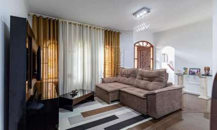 Excelente oportunidade, casa assobradada com fino acabamento para locação na Vila Metalúrgica, Santo André - SP