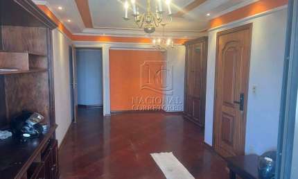 Apartamento em torre única à venda na Vila Curuçá, no Condomínio Edifício Pompadour.