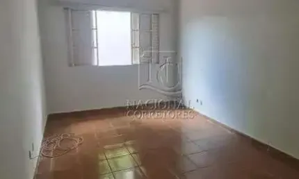 Maravilhosa casa térrea para locação na Vila Camilopolis!