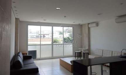 Sala à venda no SP 150 Trade Anchieta – varanda, mini cozinha e vaga exclusiva!