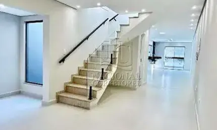 Sobrado moderno à venda no bairro Anchieta – 3 suítes, 2 vagas, próximo ao Golden Square