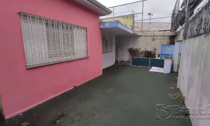 Casa com 03 dormitórios e 3 vagas com 250m² construídos- Vila prudente