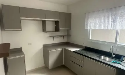 Casa com 3 dormitorios sendo 1 suite com 4 vagas- parque sevilha