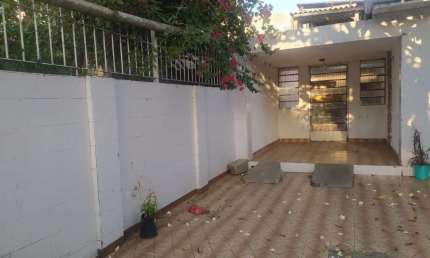Casa com 3 quartos para alugar no Quinta da Paineira, São Paulo 