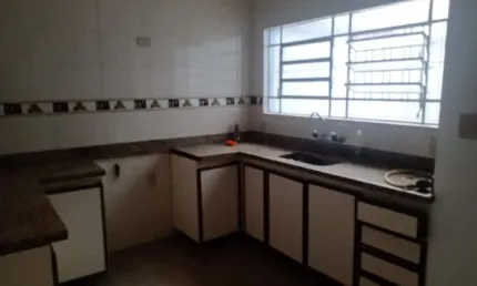 Casa com 3 quartos para alugar no Jardim Avelino, São Paulo 