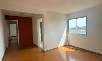 Apartamento com 2 dormitorios com 1 vaga de garagem - Vila Zelina