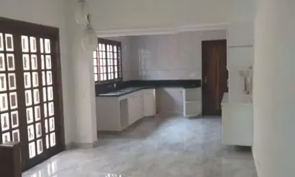 Casa com 5 quartos à venda na Vila Alpina, São Paulo 