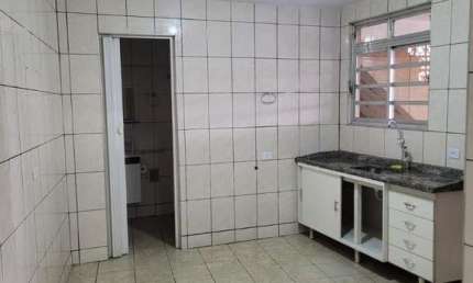 Casa com 2 quartos para alugar no Parque São Lucas, São Paulo 