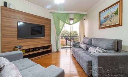 Ótimo apto e localização, aceita permuta.118 metros, 3 dorms sendo 1 suite,2 vagas