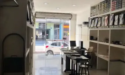 Ótimo Salão Comercial com 150 M²  para locação no bairro fundação