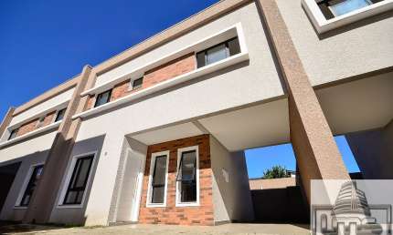 Sobrado 3 Quartos com 1 vaga e 103m2 em Santa Felicidade