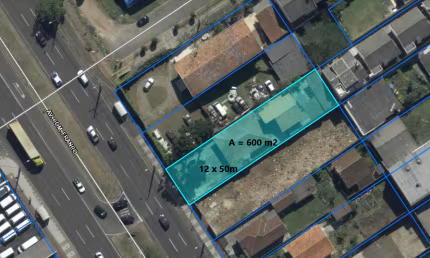 Venda de Terreno Comercial na Avenida das Torres com 600m2