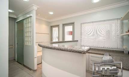 Sala Comercial equipada para  Clínica Odontológica - Centro