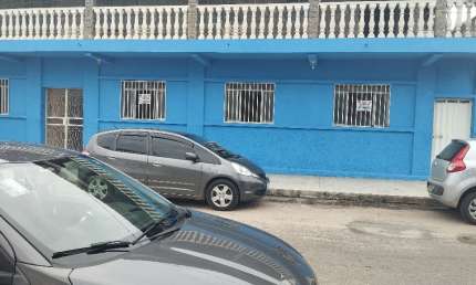 Casa comercial com 10 salas para alugar na Rua Avilmar Lopes Dos Santos, 29, Centro, Almenara