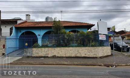 Casa com 6 quartos à venda no Uvaranas, Ponta Grossa 