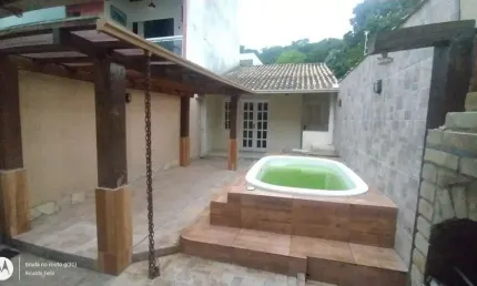 Casa para Venda em Rio das Ostras, Costazul, 3 dormitórios, 3 suítes, 1 banheiro, 2 vagas