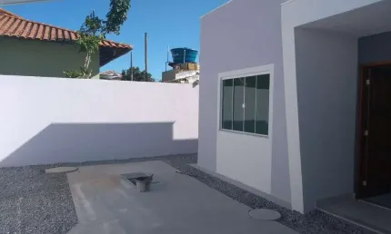 Casa para Venda em Rio das Ostras, Jardim Marilea, 2 dormitórios, 1 suíte, 1 banheiro, 1 vaga