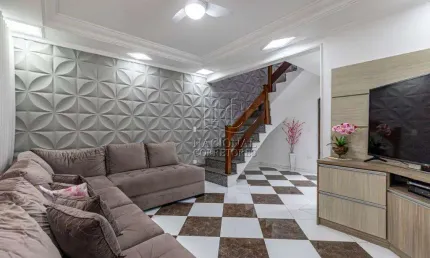 Sobrado com 3 dormitórios à venda, 260 m² por R$ 1.300.000,00 - Vila Alto de Santo André - Santo André/SP