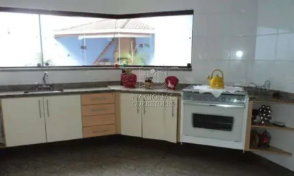 Sobrado com 4 dormitórios à venda, 311 m² - Vila Valparaíso - Santo André/SP