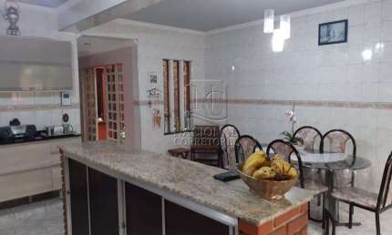 Sobrado com 4 dormitórios à venda, 210 m² por R$ 950.000,00 - Parque Oratório - Santo André/SP