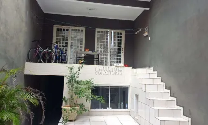 Sobrado com 2 dormitórios à venda, 307,76 m² - Parque São Vicente - Mauá/SP