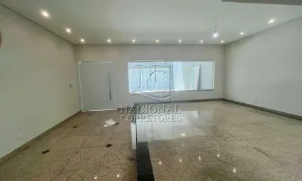 Lindíssimo sobrado à venda na Vila Scarpelli | 2 suítes, 5 vagas e área gourmet