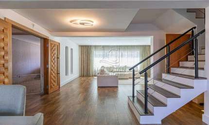 Sobrado à venda no Parque Erasmo Assunção - 223m², 3 dormitórios e área gourmet