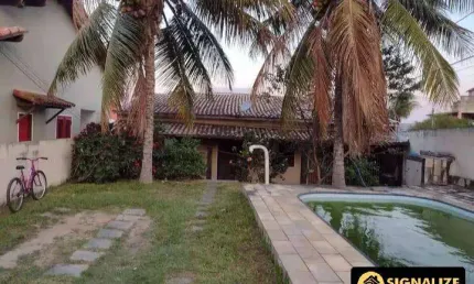 ACONCHEGANTE CASA DE 03 QUARTOS EM SÃO PEDRO DA ALDEIA