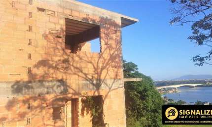 CASA EM CONSTRUÇÃO, TERRENO DE APROXIMADAMENTE 570M² SÃO PEDRO DA ALDEIA