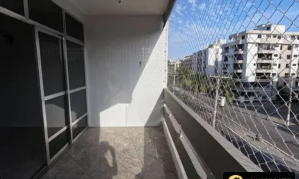 OPORTUNIDADE ÚNICA! APARTAMENTO DE 4 QUARTOS, PRAIA DO FORTE - CABO FRIO/RJ