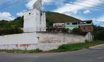 OPORTUNIDADE DE TERRENO COMERCIAL DE 1.300M² - BARRA MANSA/RJ