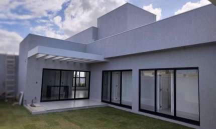 CASA DOS SONHOS NO CONDOMÍNIO TERRAS ALPHAVILLE, CABO FRIO/RJ