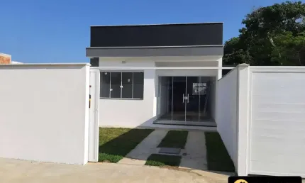 OPORTUNIDADE CASA À VENDA COM 2 QUARTOS, VILA DO PERÓ - CABO FRIO/RJ