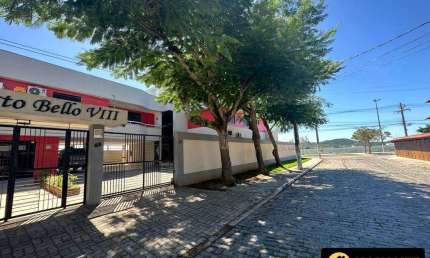 APARTAMENTO TÉRREO À VENDA, PALMEIRAS - CABO FRIO/RJ