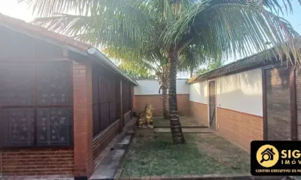 OPORTUNIDADE! CASA COM PISCINA À VENDA - CAMINHO DE BÚZIOS, CABO FRIO/RJ