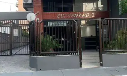 CONJUNTO DE SALAS COMERCIAIS PARA LOCAÇÃO – CENTRO DE CABO FRIO