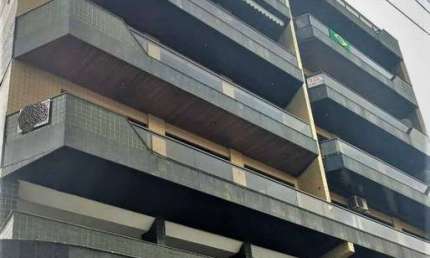 EXCELENTE APARTAMENTO 03 QUARTOS NO CORAÇÃO DE CABO FRIO