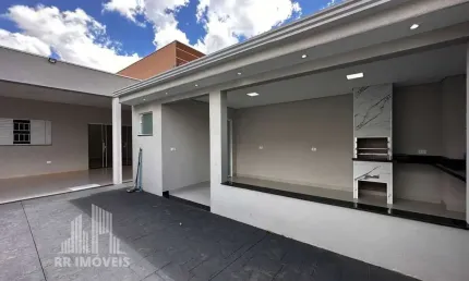 RR0101 CASA A VENDA 170m²  TERRAS DE SANTA BÁRBARA - OPORTUNIDADE - 3 Dorms 4 Vagas - Santa Bárbara D'Oeste, SP - Ótima Localização