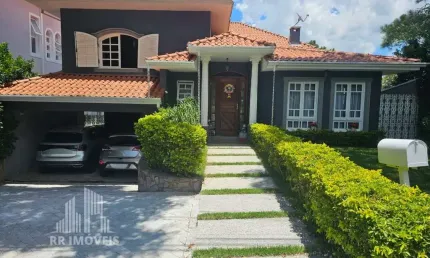 RR6025 Casa 345m² CONDOMÍNIO RESIDENCIAL ALPHAVILLE 9 - OPORTUNIDADE - 3 Dorms 4 Vagas - Santana de Parnaíba, SP - Ótima Localização