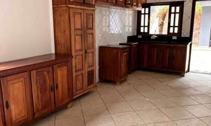 RR5817D Casa 356m² CONDOMÍNIO NOVA PAULISTA - OPORTUNIDADE - 2 Dorms 3 Vagas - Jandira, SP - Ótima Localização