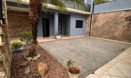 RR5817 Casa 356m² CONDOMÍNIO NOVA PAULISTA - OPORTUNIDADE - 2 Dorms 3 Vagas - Jandira, SP - Ótima Localização