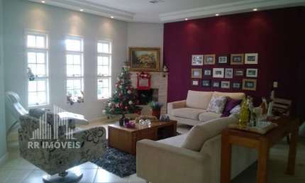 RR6399 Casa 241m² CONDOMÍNIO TARUMÃ - OPORTUNIDADE - 3 Dorms 5 Vagas - Santana de Parnaíba SP - Ótima Localização - LINDA CASA SEMI TERREA