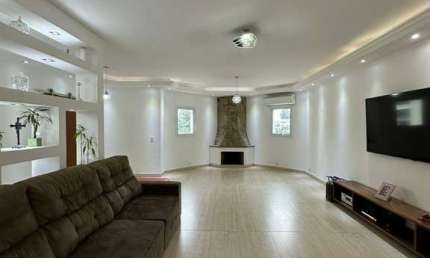 RR7205 Casa 308m² CONDOMÍNIO RESIDENCIAL 3 - OPORTUNIDADE - 3 Suítes 4 Vagas - Santana de Parnaíba, SP - Ótima Localização - ALPHAVILLE