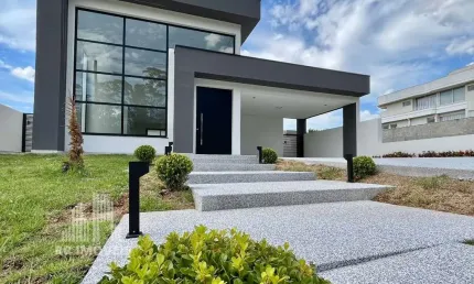RR7393 Casa Charmosa 270m² CONDOMÍNIO RESERVA SANTA MARIA NATURE - OPORTUNIDADE - 4 Suítes 4 Vagas - Jandira, SP - Ótima Localização - JARDIM DO GOLF