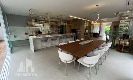 RR7541 Casa de Alto Padrão 333m² CONDOMÍNIO GENESIS I - OPORTUNIDADE - 5 Suítes 4 Vagas - Santana de Parnaíba, SP - Ótima Localização - ALPHAVILLE