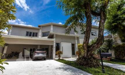 RR7937 Casa 790m² CONDOMÍNIO RESIDENCIAL 12 - OPORTUNIDADE - 4 Suítes 5 Vagas - Santana de Parnaíba, SP - Ótima Localização - ALPHAVILLE
