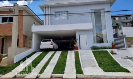 RR8060 Casa 270m² CONDOMÍNIO VALVILLE I - OPORTUNIDADE - 4 Suítes 4 Vagas - Santana de Parnaíba, SP - Ótima Localização - ALPHAVILLE