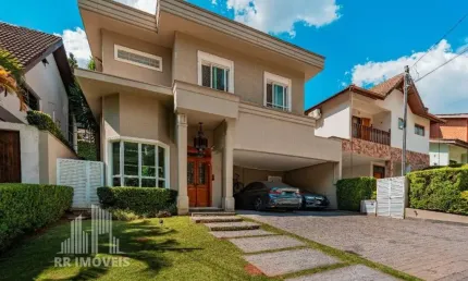 RR8136 Casa 290m² CONDOMÍNIO RESIDENCIAL 3 - OPORTUNIDADE - 3 Suítes 4 Vagas - Santana de Parnaíba, SP - Ótima Localização - ALPHAVILLE